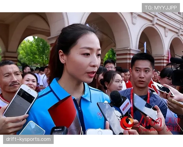 魏秋月买个咖啡都跟打仗一样，运动员的钱平民想象不到啊